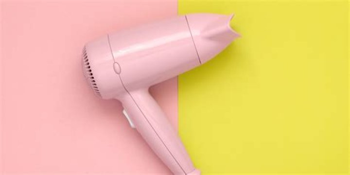 Why You Might Want to Blow-Dry Your Toes After You Shower ·