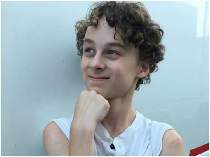 Wyatt Oleff Biography, Age, Height, Girlfriend, Net Worth StarsWiki