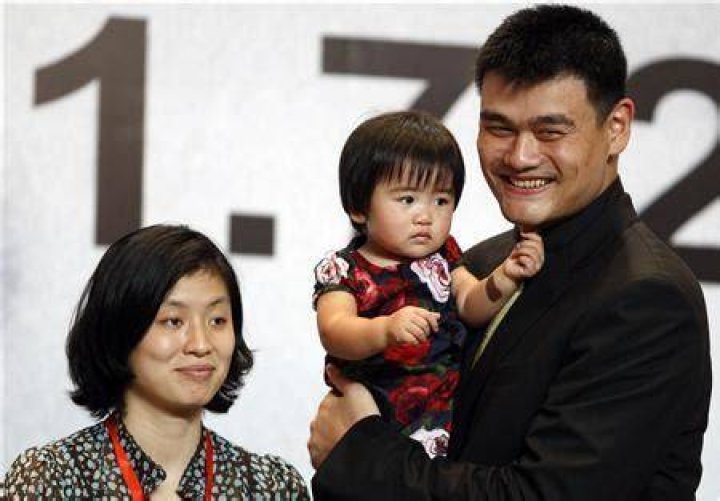 Yao Ming is Married to Wife: Ye Li. Kids: Yao Qinlei |
