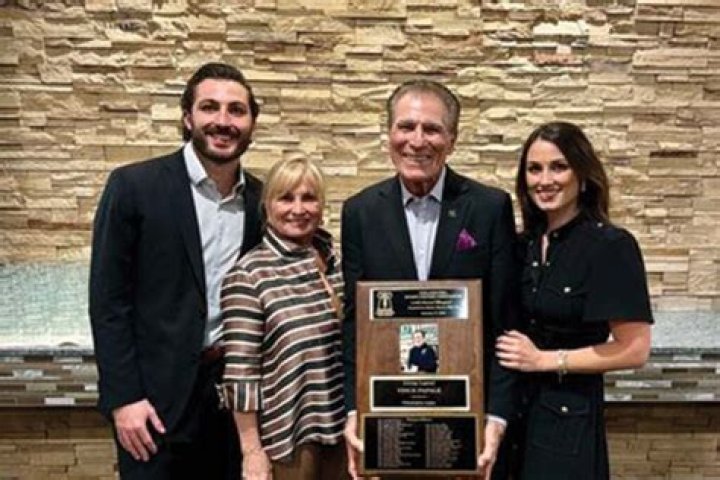ZestDash | Vince Papale - Bio, Age, net worth, height, Wiki, Facts and Family